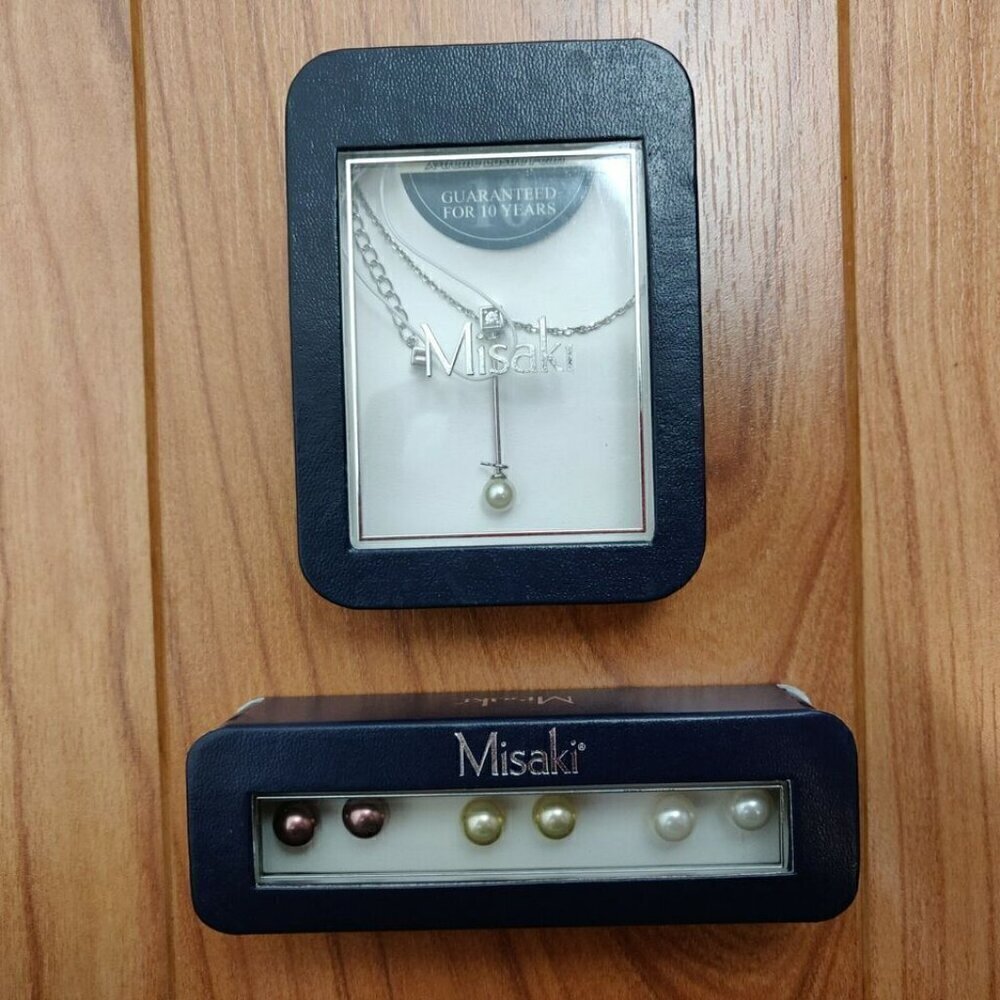 Misaki Pearl Pendant Necklace And Earrings Boxed Set Handmade Glass NEW